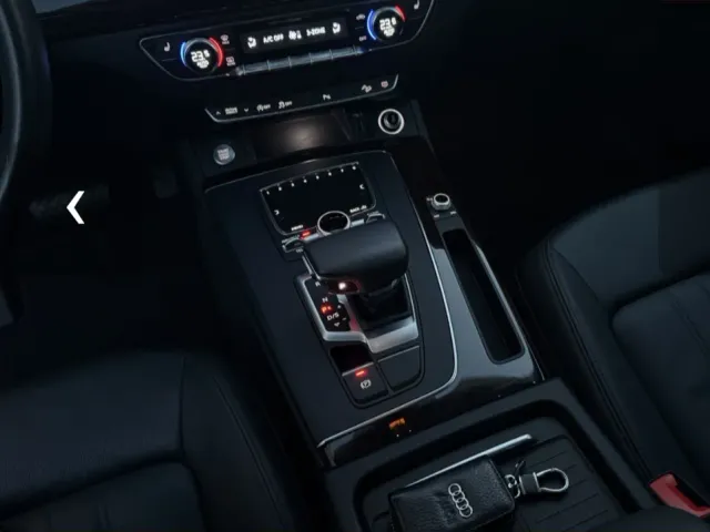 Audi Q5 - фото 4