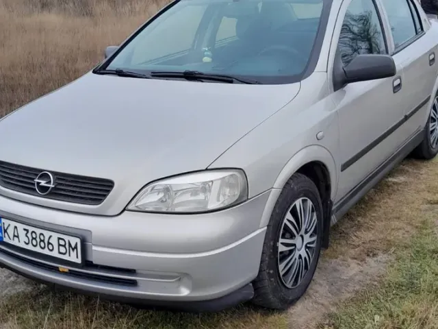 Opel Astra - фото 3