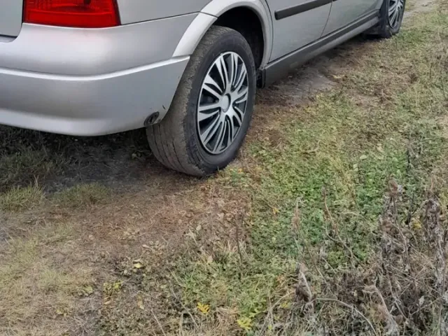 Opel Astra - фото 4