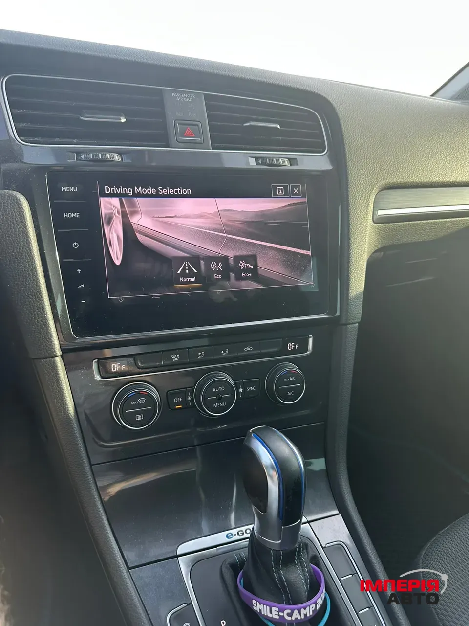 Volkswagen Golf - фото 11