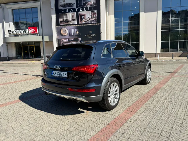 Audi Q5 - фото 4