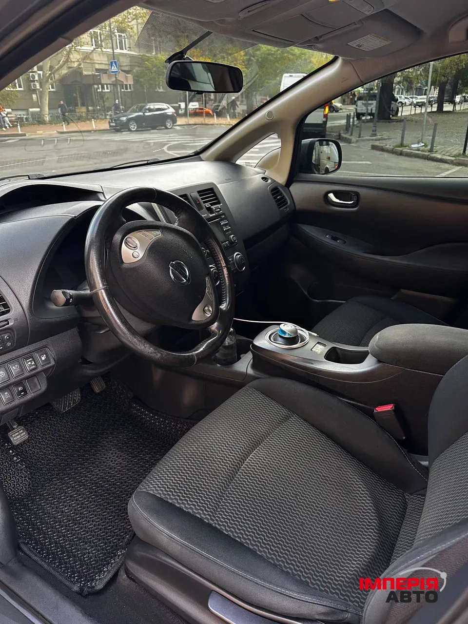 Nissan Leaf - фото 5