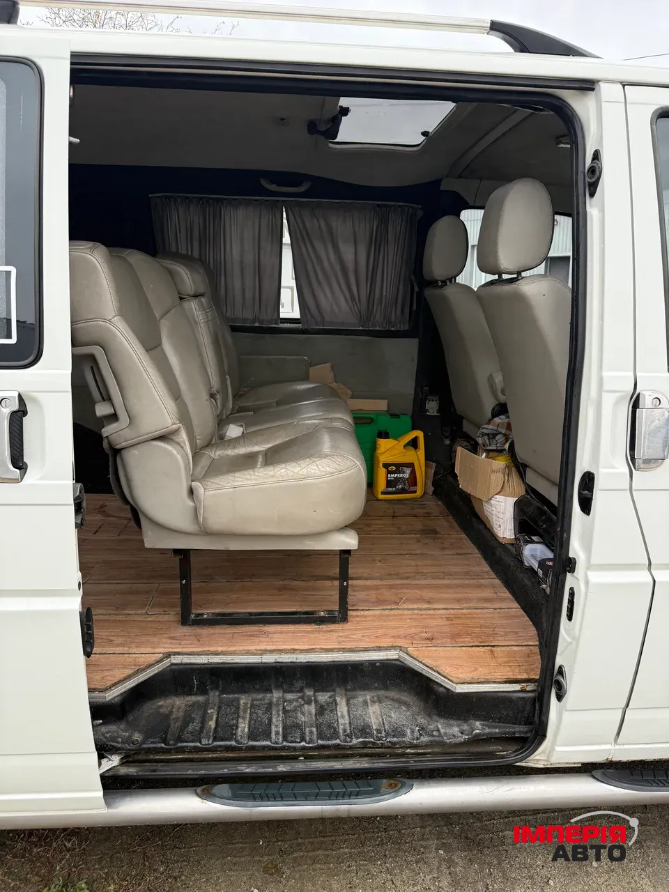 Volkswagen Transporter - фото 6