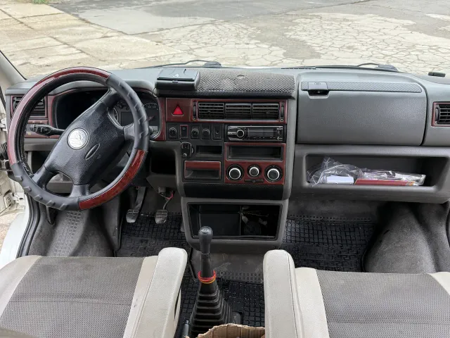 Volkswagen Transporter - фото 3