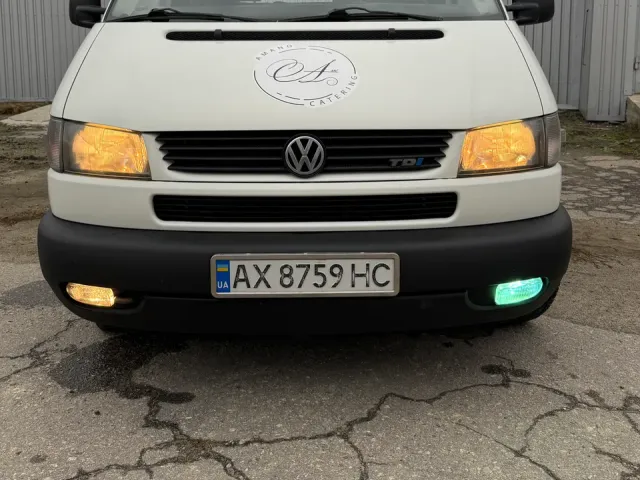 Volkswagen Transporter - фото 1