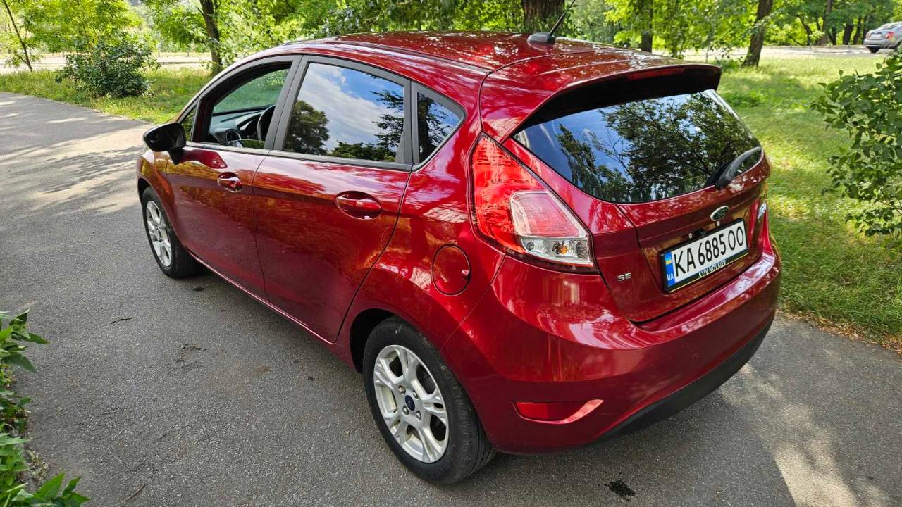 Ford Fiesta - фото 5