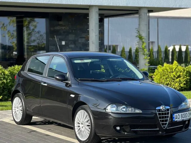 Alfa Romeo 147 - фото 2