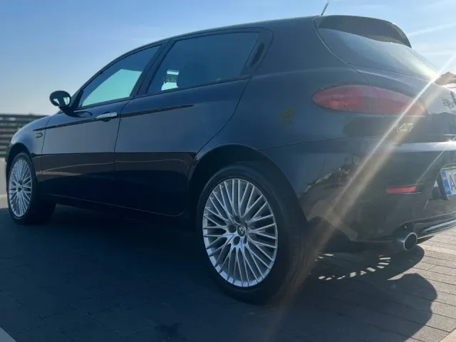 Alfa Romeo 147 - фото 5