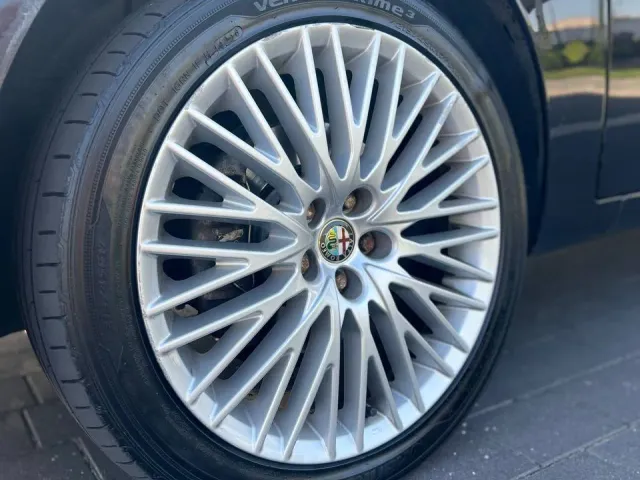 Alfa Romeo 147 - фото 4