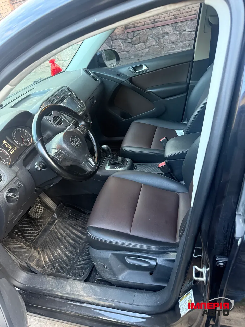 Volkswagen Tiguan - фото 4