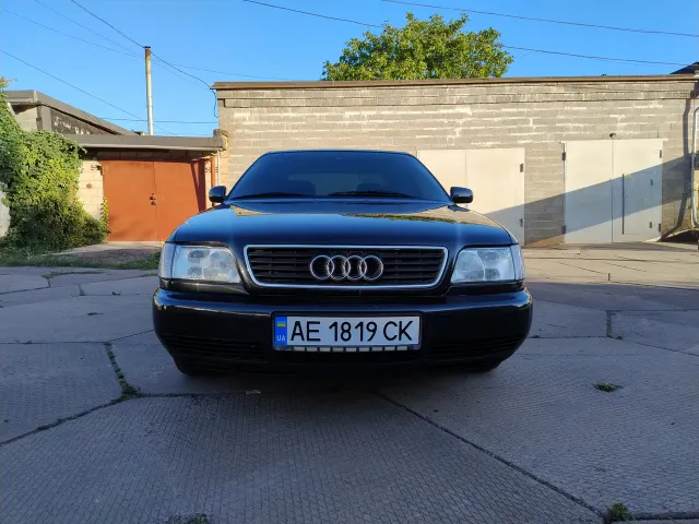 Audi A6 - фото 2