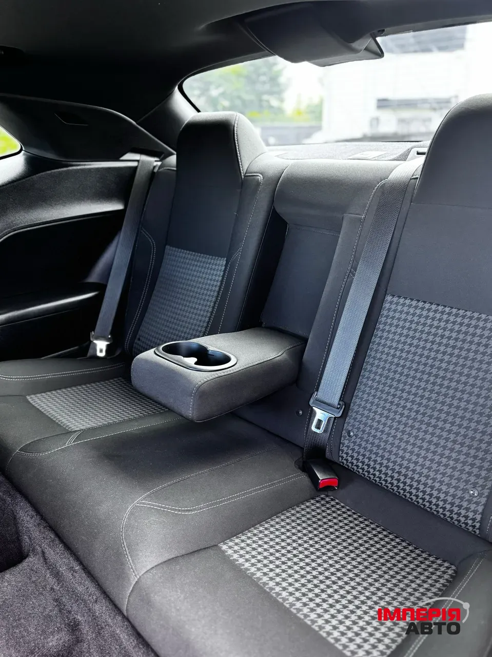 Dodge Challenger - фото 20