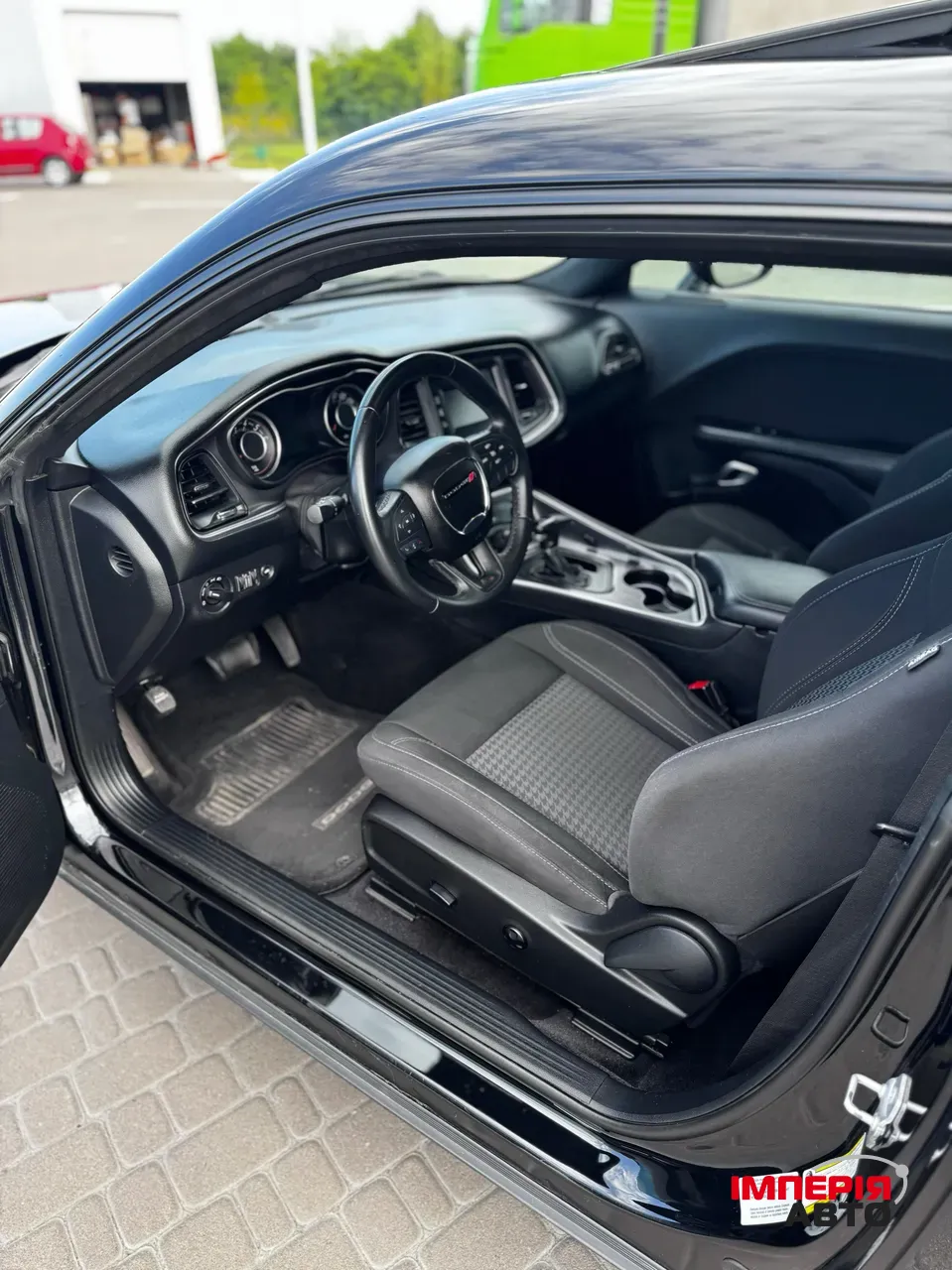 Dodge Challenger - фото 17