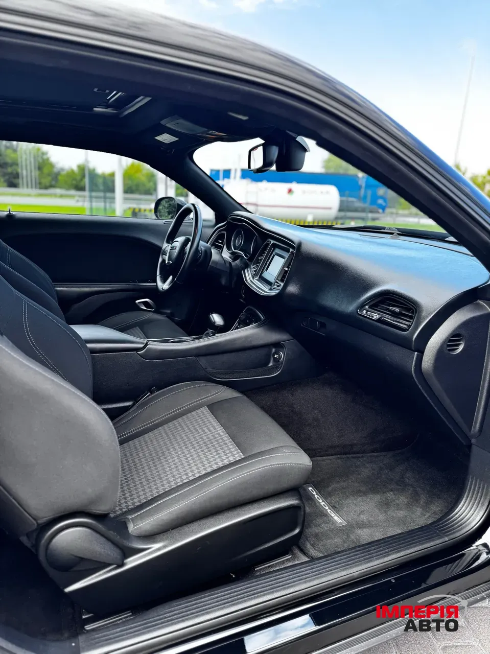 Dodge Challenger - фото 22