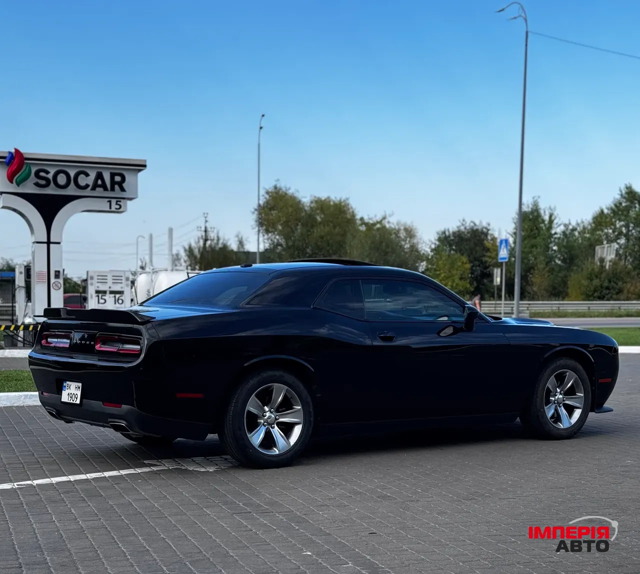 Dodge Challenger - фото 7