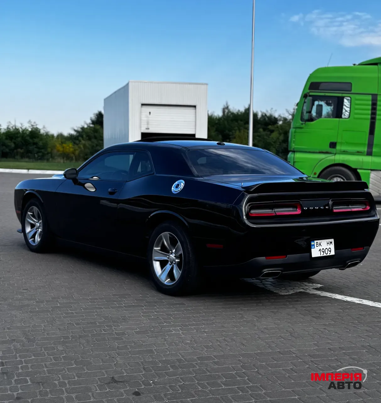 Dodge Challenger - фото 13