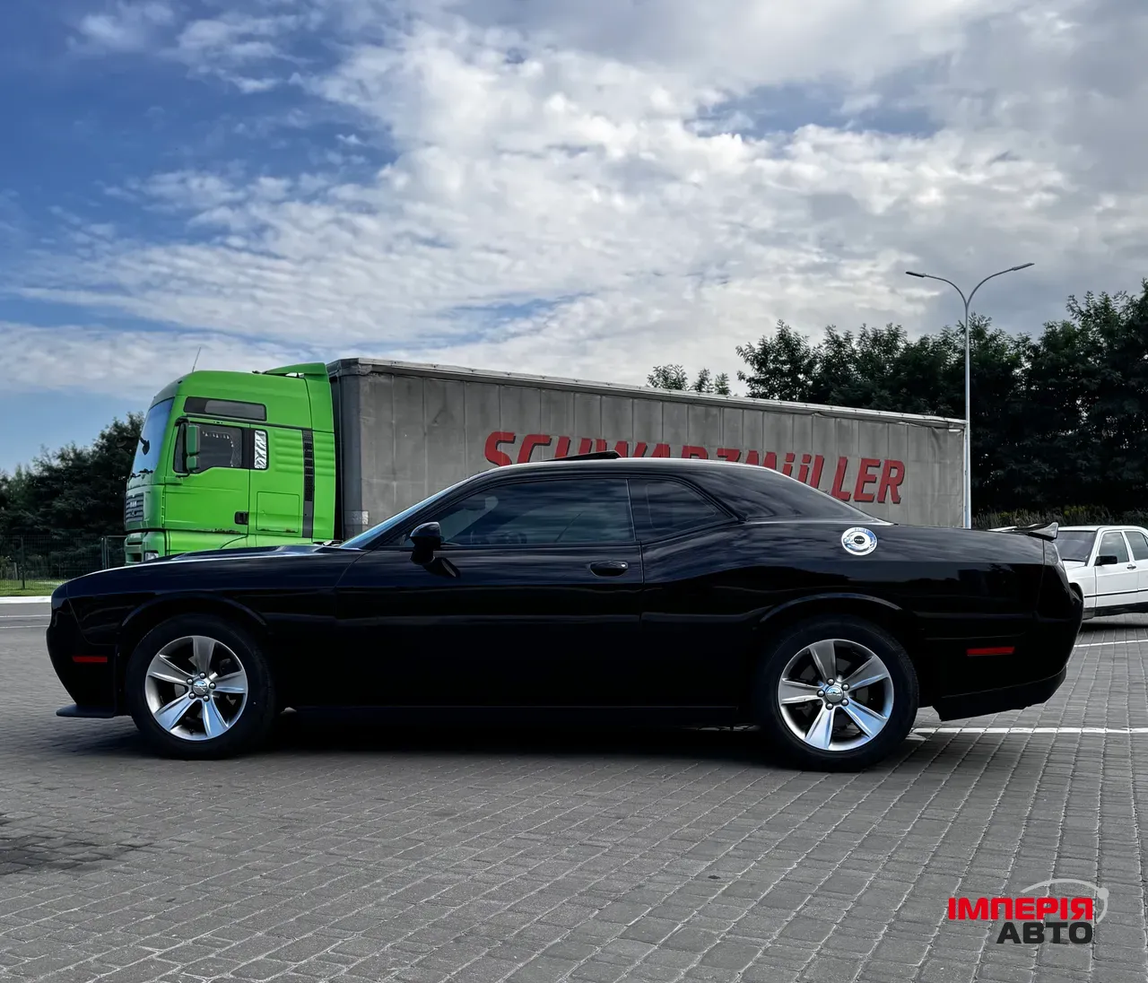 Dodge Challenger - фото 14
