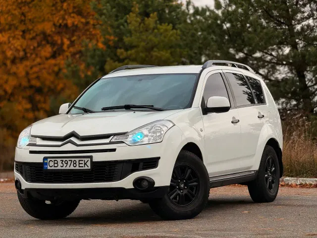 Citroen C-Crosser - фото 3