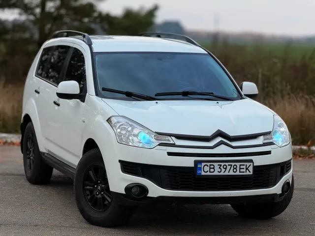 Citroen C-Crosser - фото 4