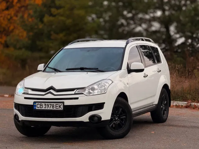 Citroen C-Crosser - фото 1