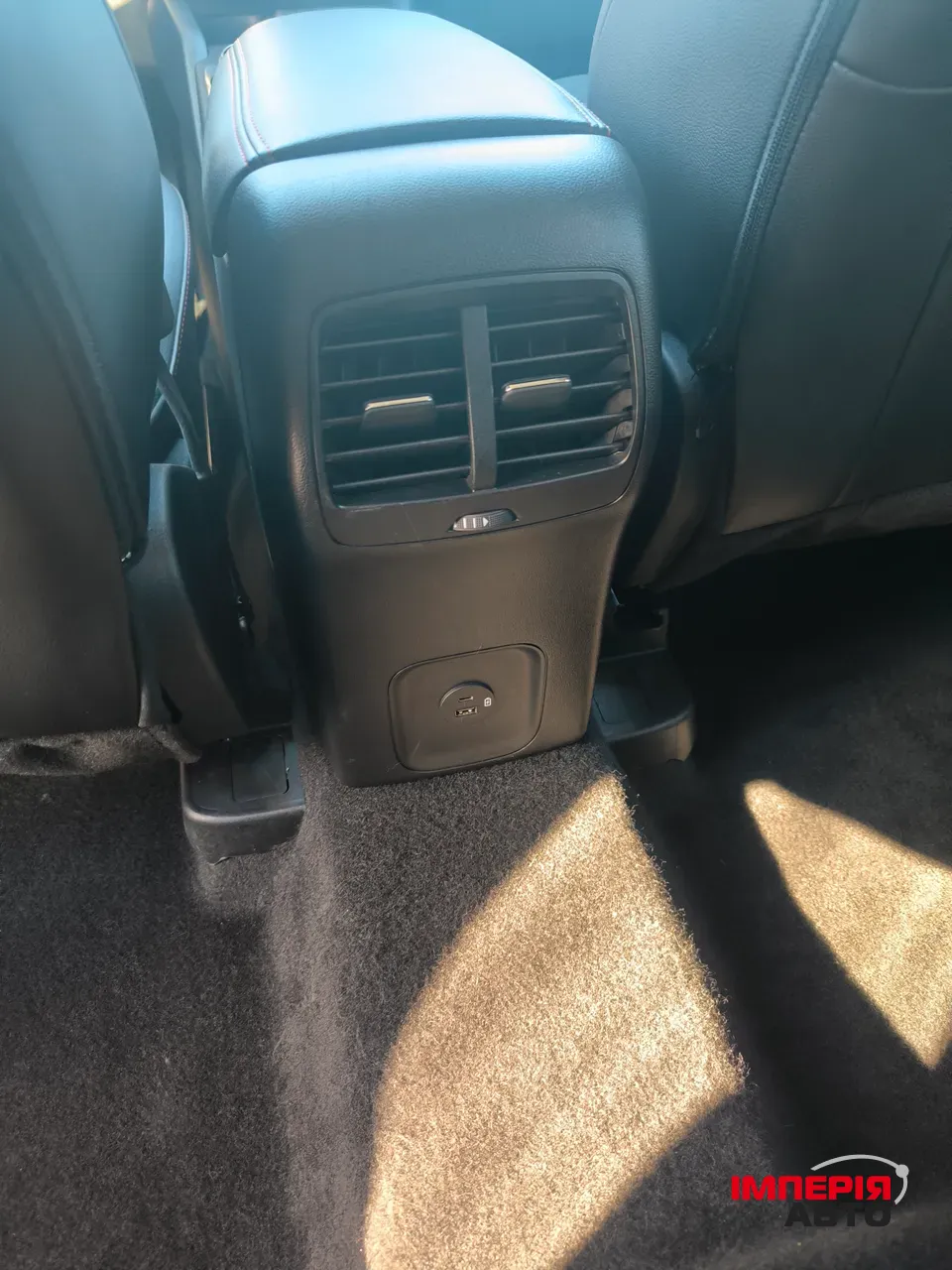 Ford Escape - фото 22