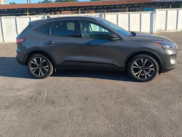 Ford Escape - фото 5