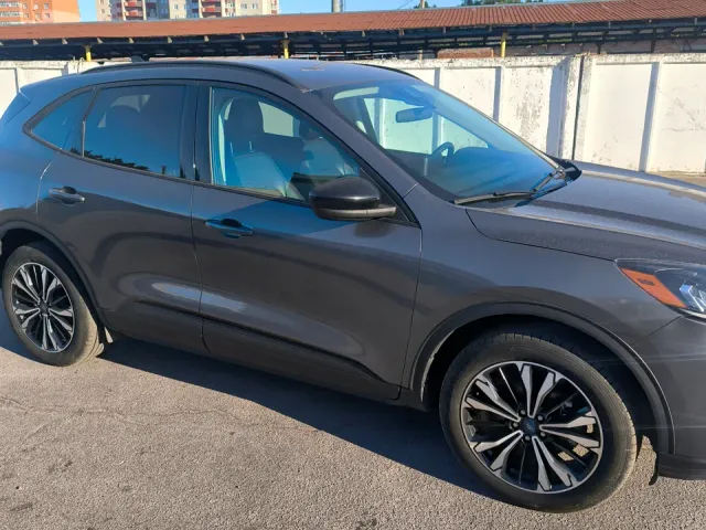 Ford Escape - фото 4
