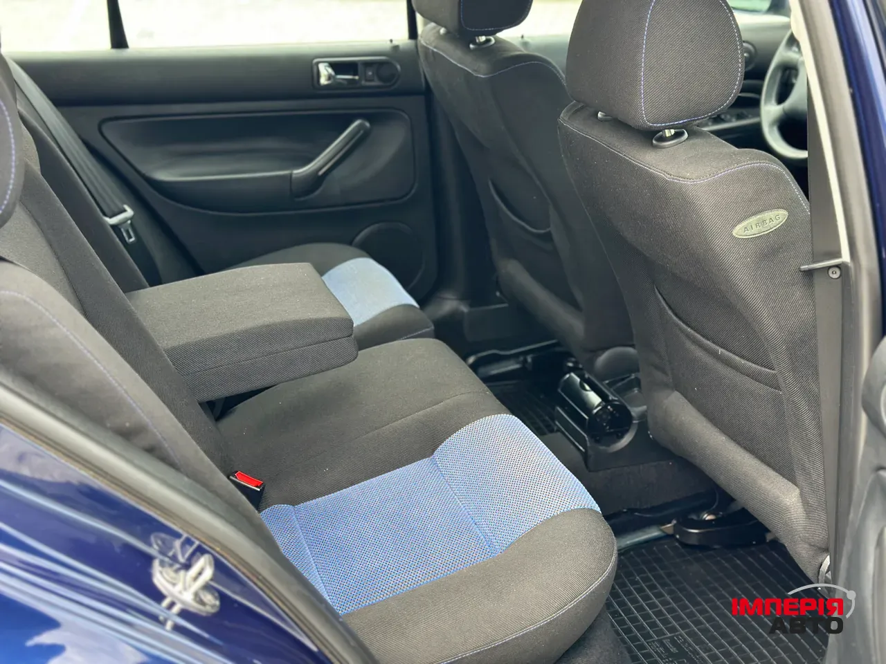 Volkswagen Golf - фото 28