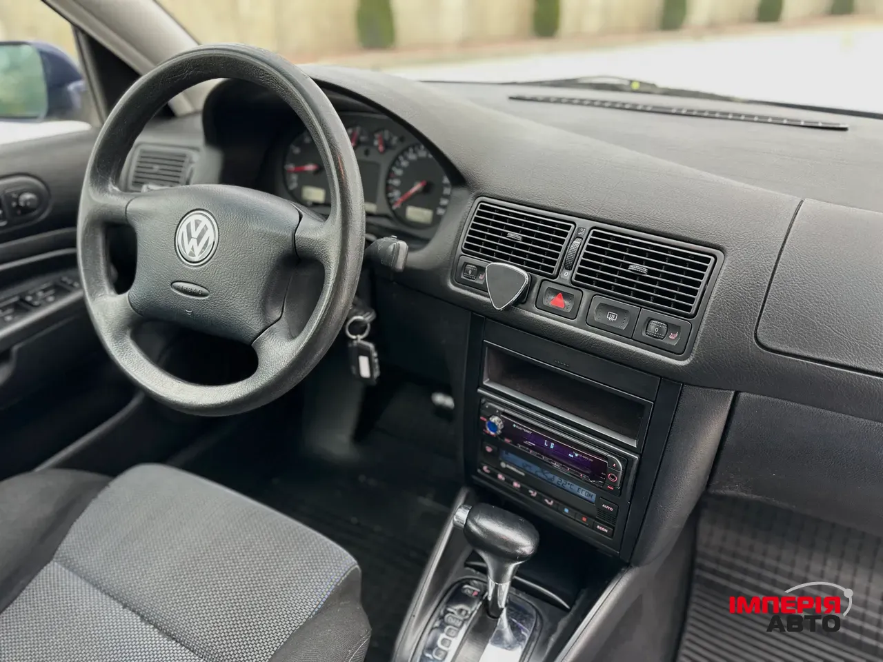 Volkswagen Golf - фото 32