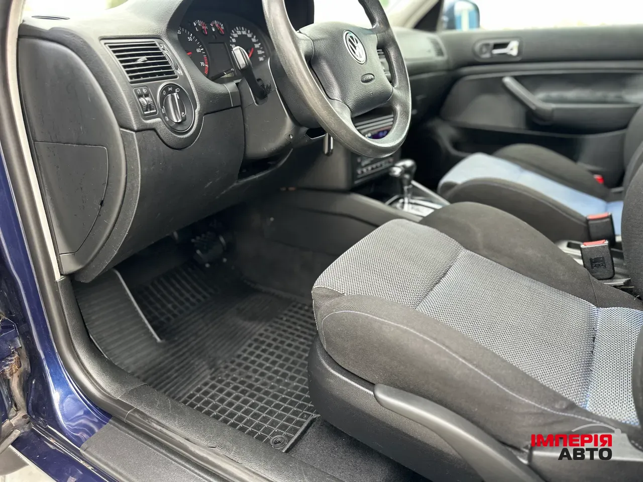 Volkswagen Golf - фото 22