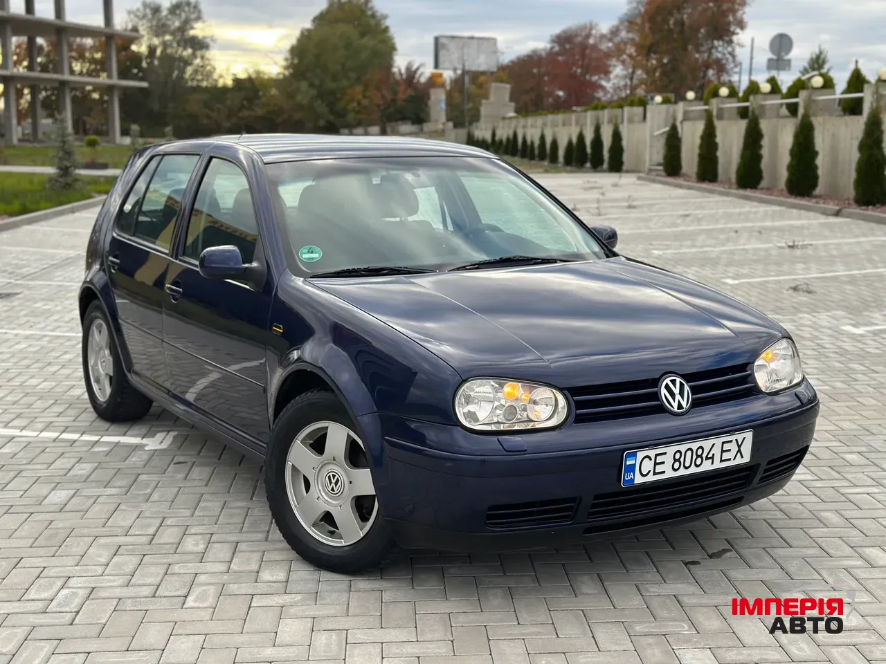 Volkswagen Golf - фото 1