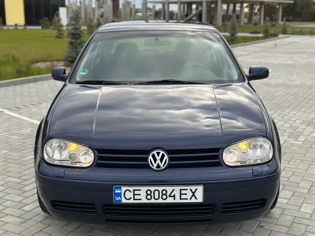 Volkswagen Golf - фото 2