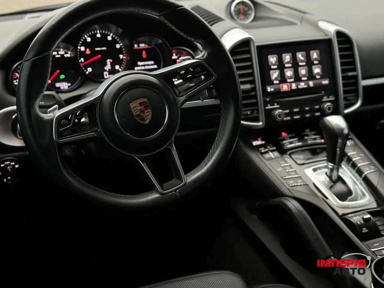 Porsche Cayenne - фото 35