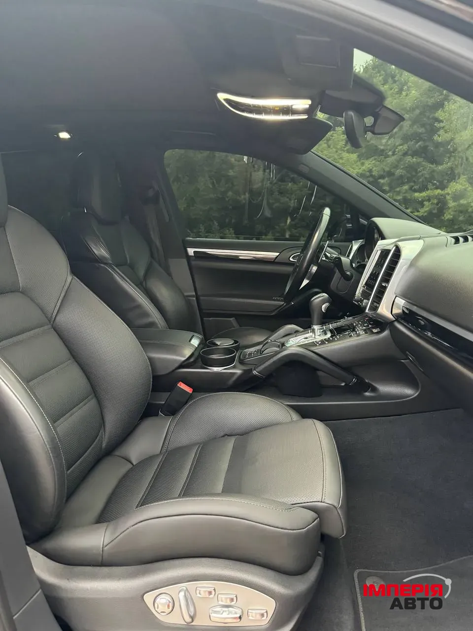 Porsche Cayenne - фото 38