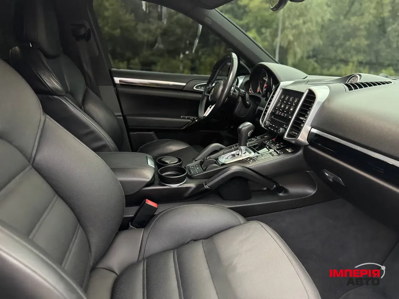 Porsche Cayenne - фото 40