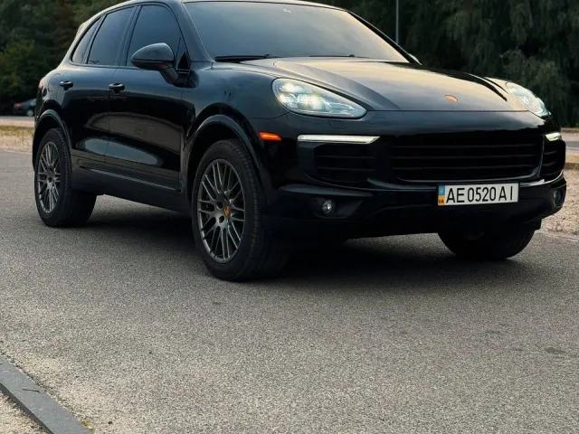 Porsche Cayenne - фото 3