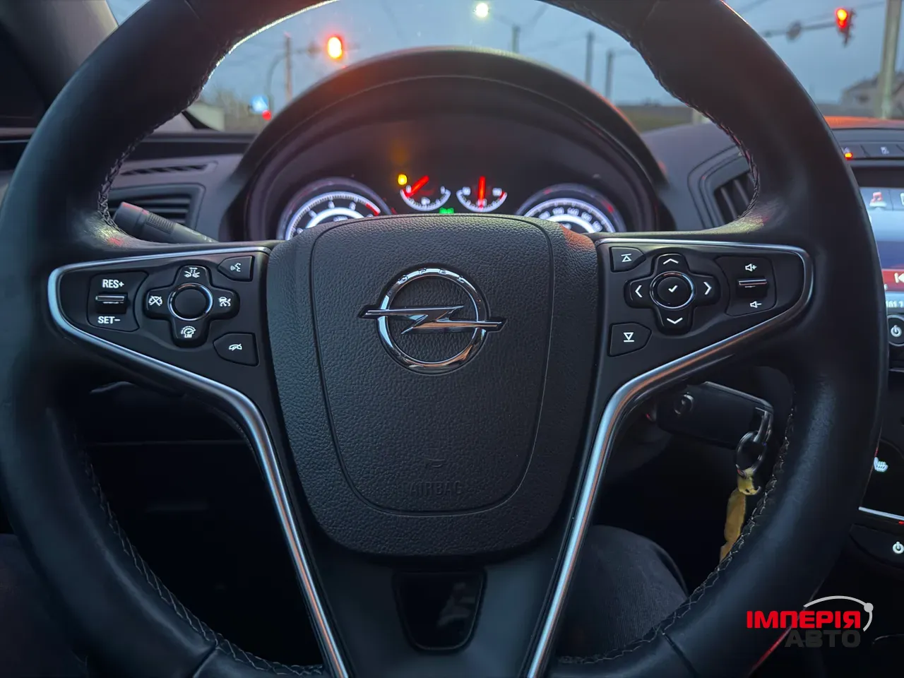 Opel Insignia - фото 16