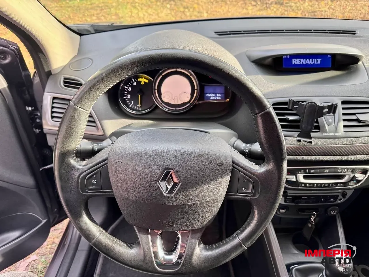 Renault Megane - фото 18