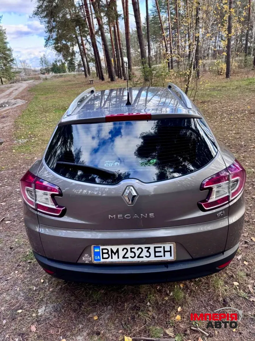 Renault Megane - фото 7
