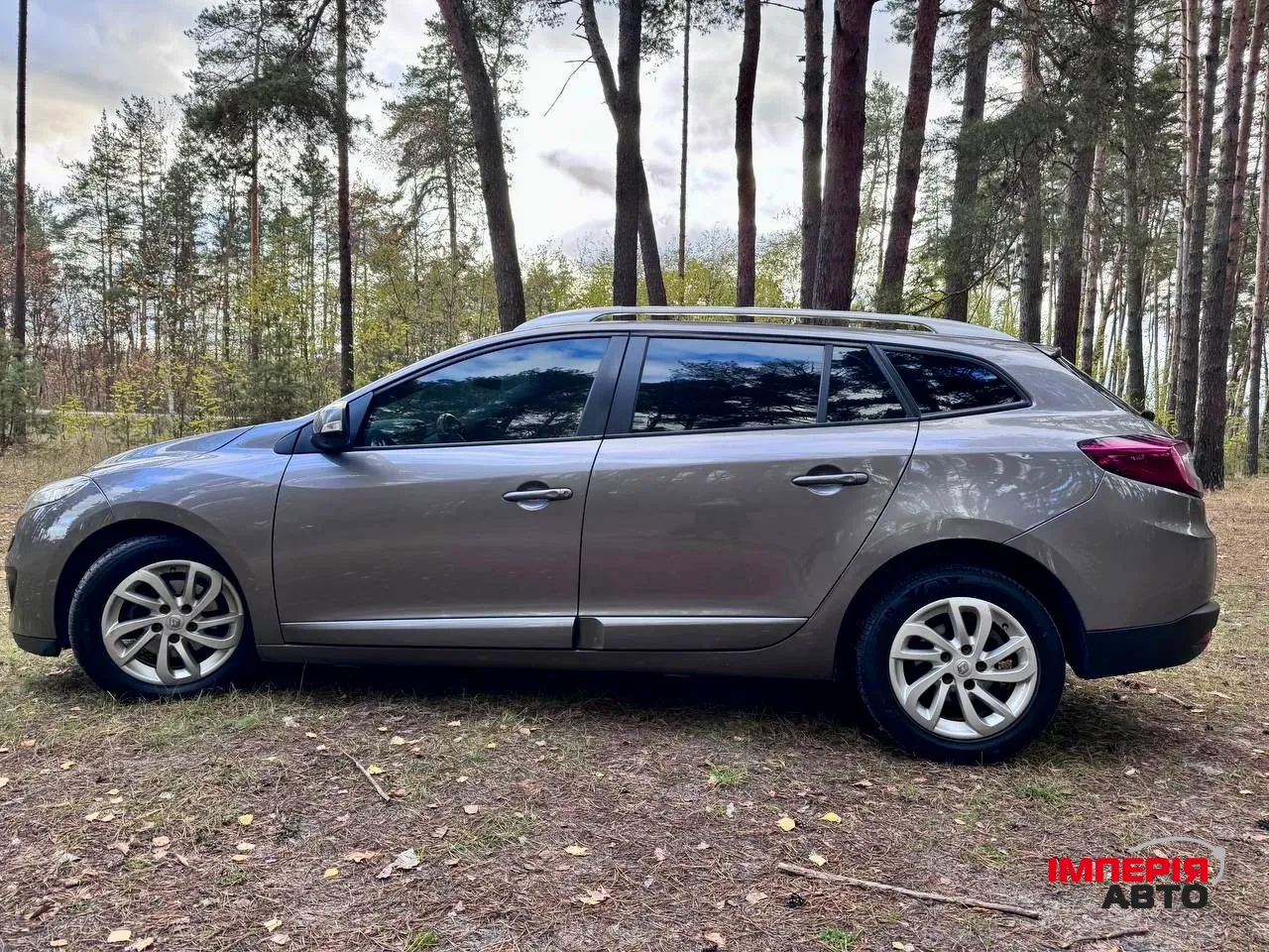 Renault Megane - фото 4