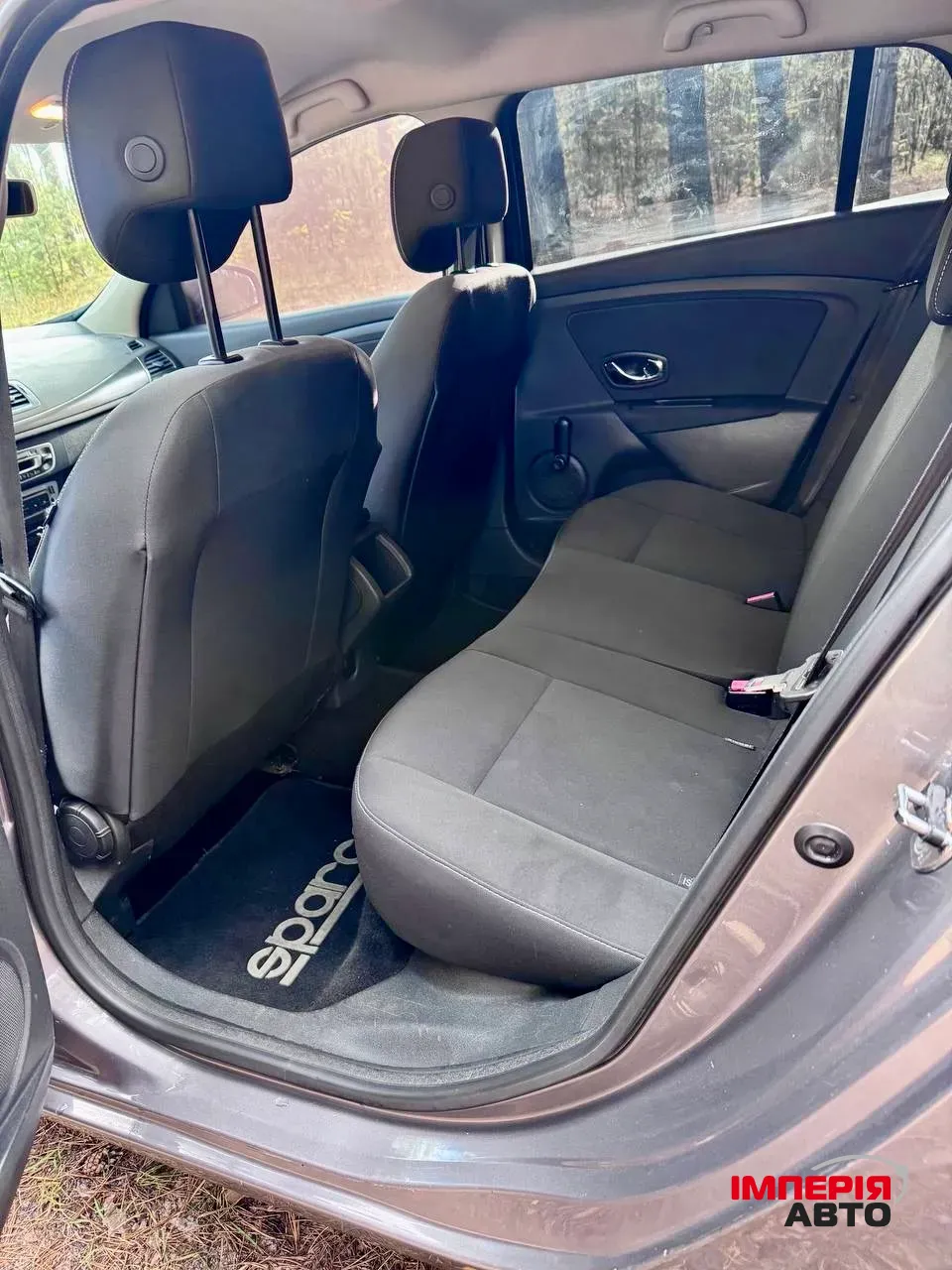 Renault Megane - фото 14