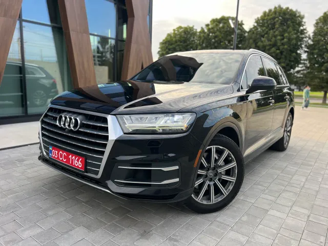 Audi Q7 - фото 3