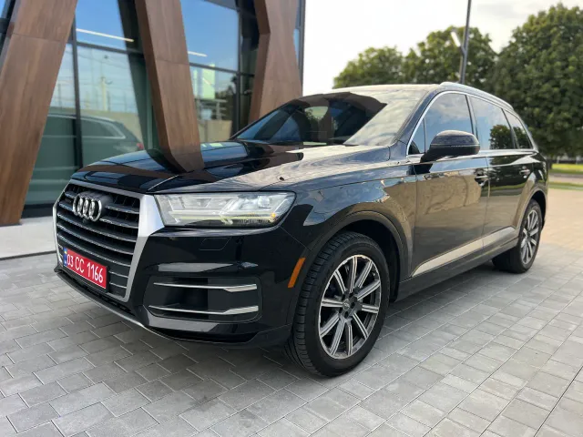 Audi Q7 - фото 4