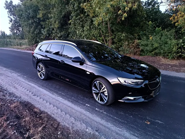Opel Insignia - фото 1