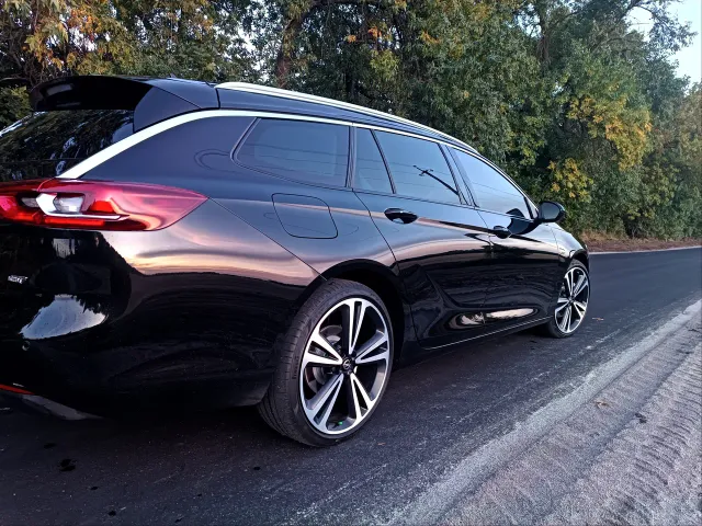 Opel Insignia - фото 3