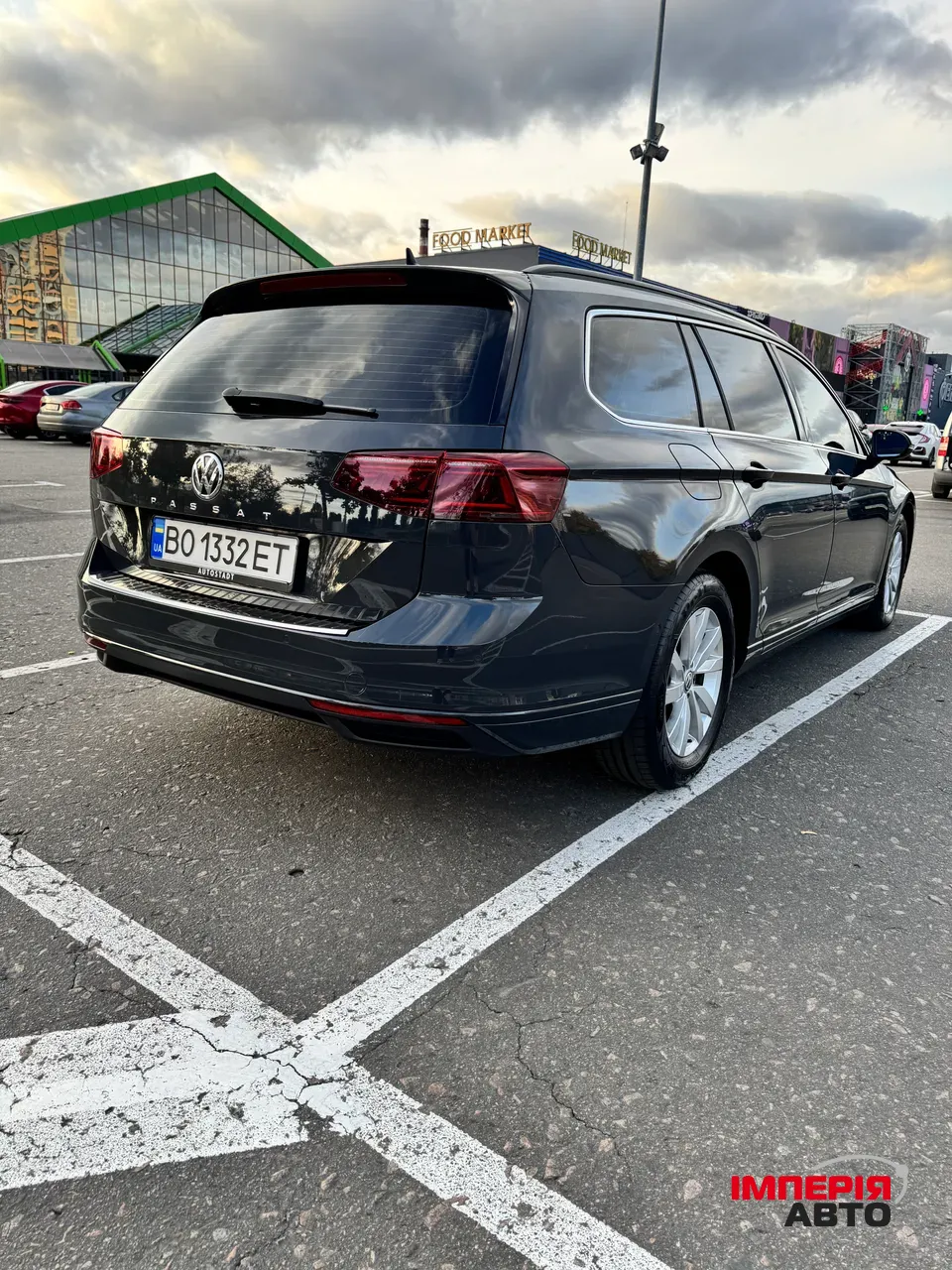 Volkswagen Passat - фото 1