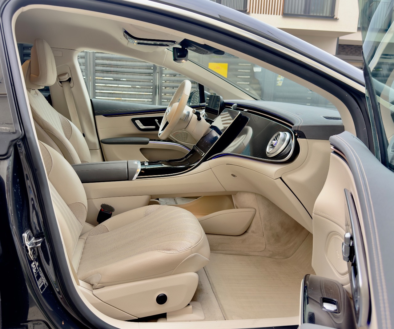 Mercedes-Benz EQS - фото 23