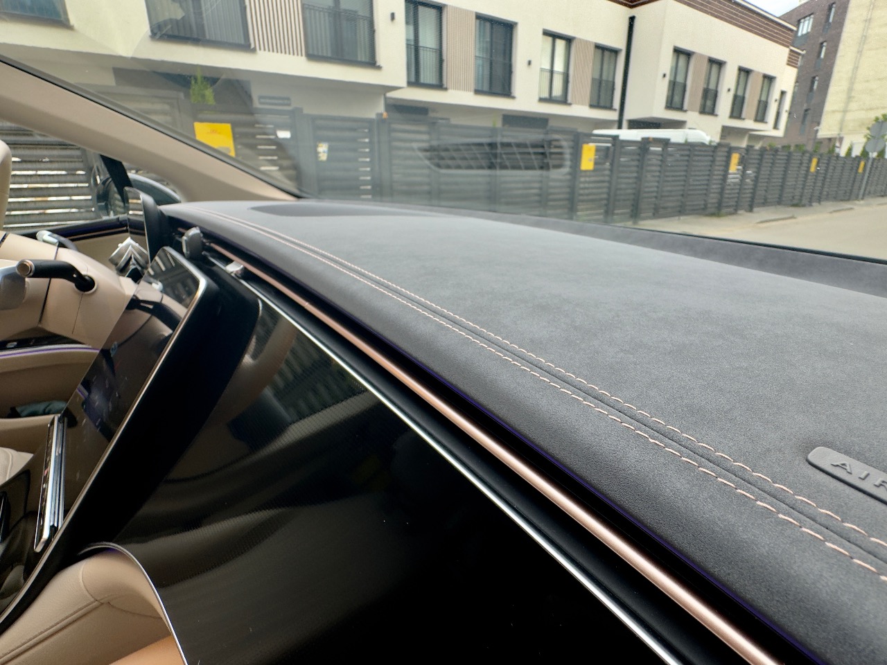 Mercedes-Benz EQS - фото 8