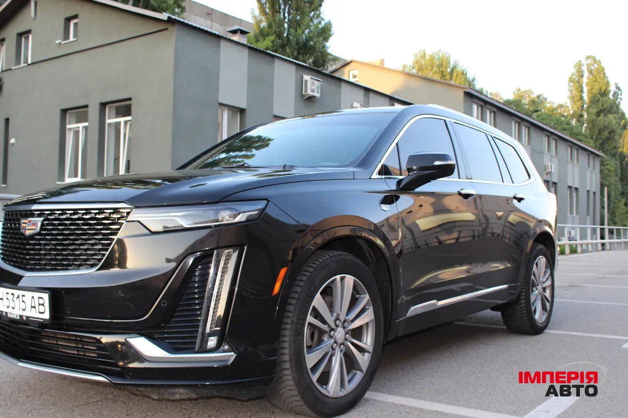 Cadillac XT6 - фото 3
