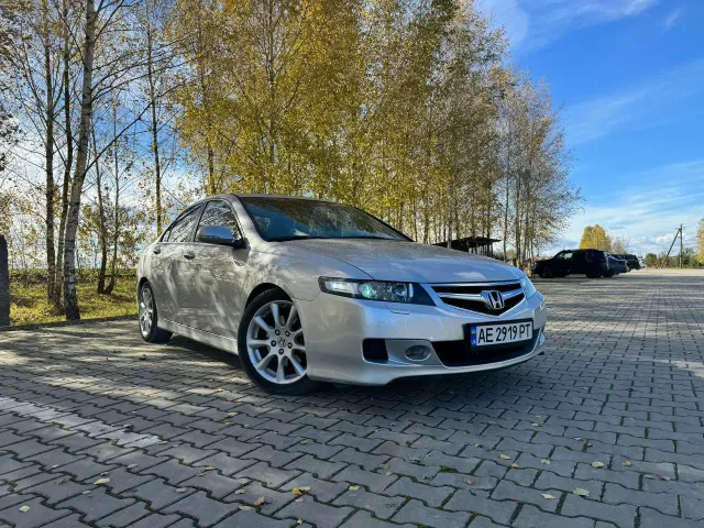 Honda Accord - фото 1